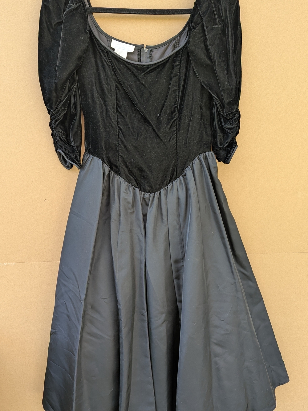 VTG Gunne Sax Whimsigoth Victorian Velvet Satin Puff Sleeve Prom Dress Black 11